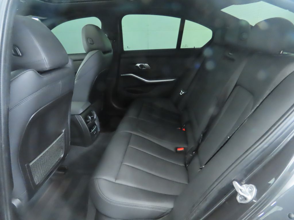 2021 BMW 3 Series 330i 21