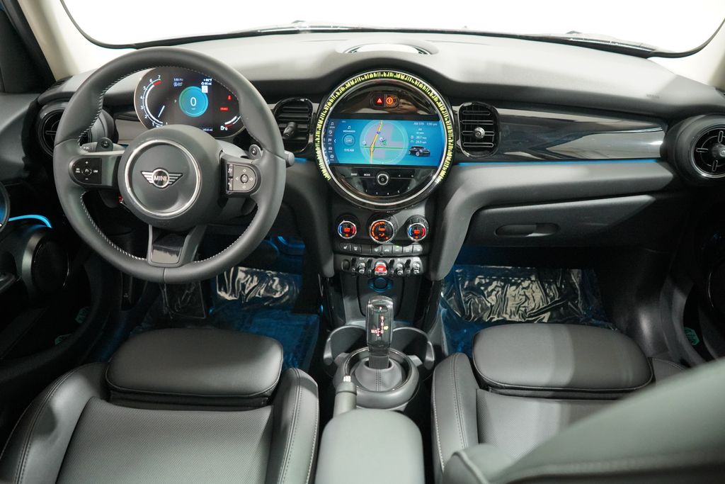 Thumbnail: 2024 MINI Cooper - 10