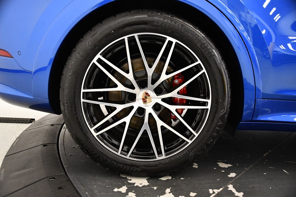 Thumbnail: 2025 Porsche  - 15