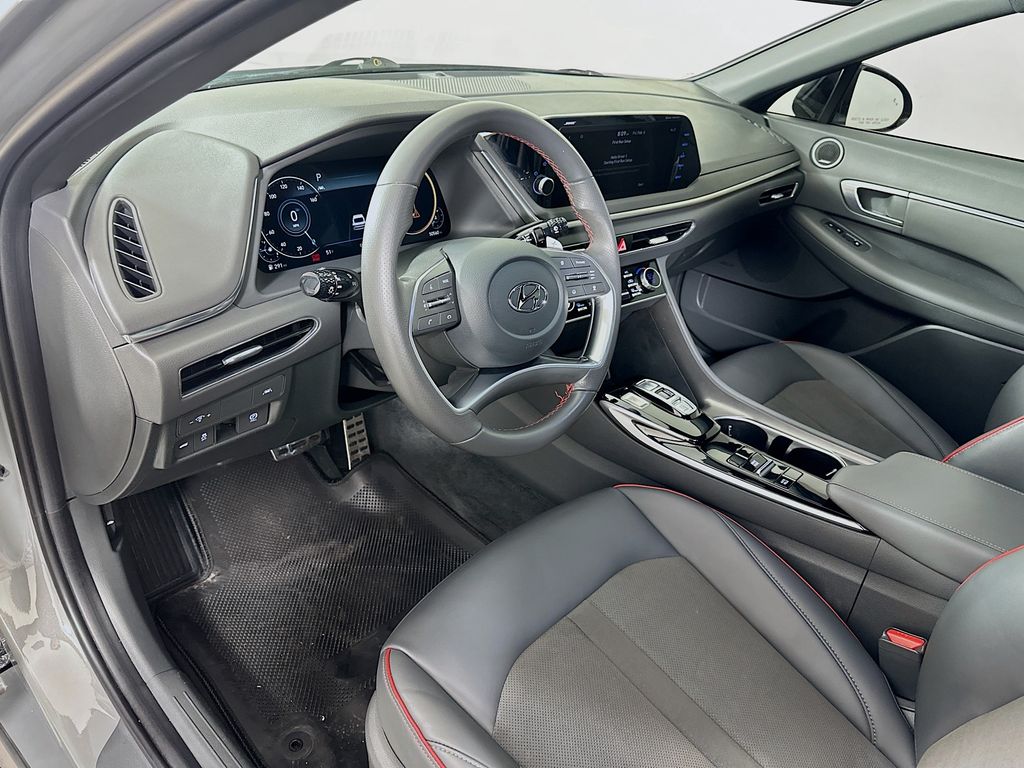 Thumbnail: 2023 Hyundai Sonata - 9