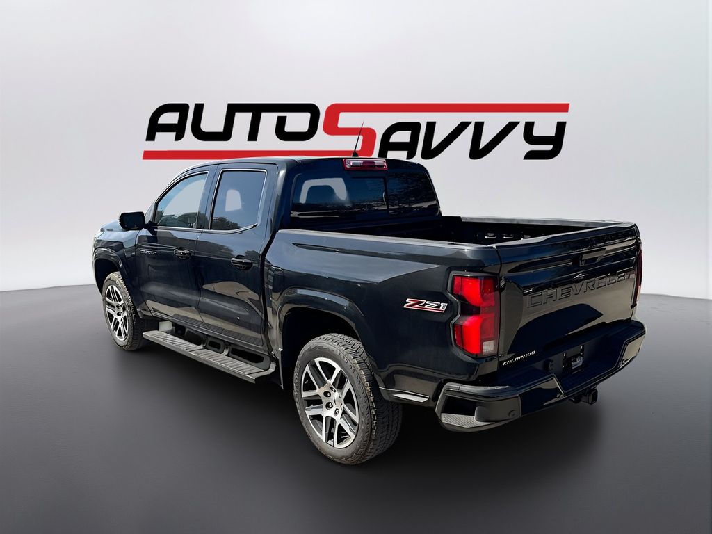 Used 2024 Black Chevrolet Z71 image 5