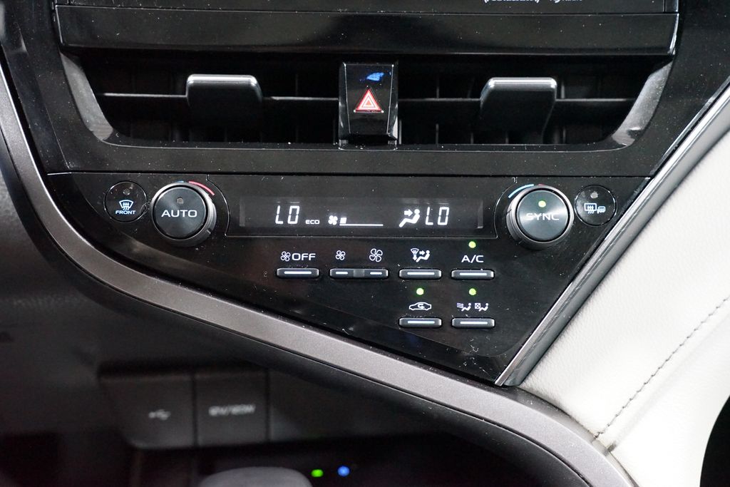 Thumbnail: 2023 Toyota Camry - 20