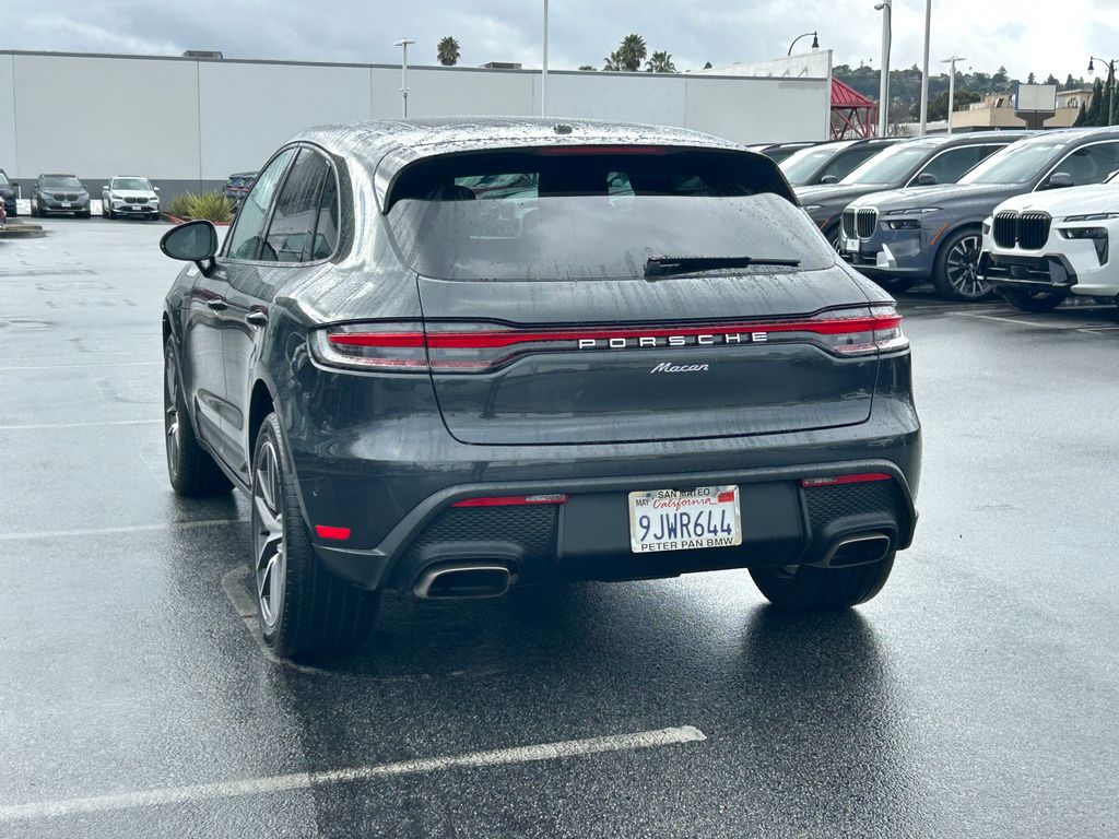 Thumbnail: 2023 Porsche Macan - 3