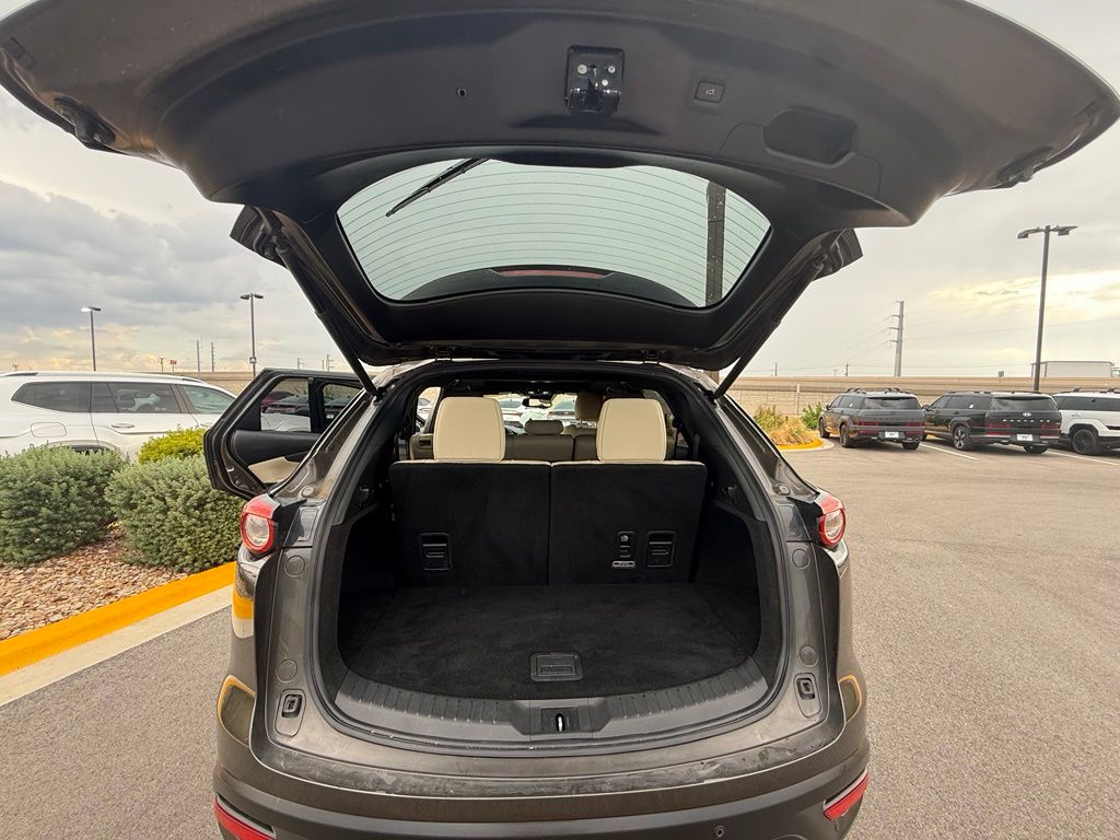 Thumbnail: 2018 Mazda CX-9 - 17