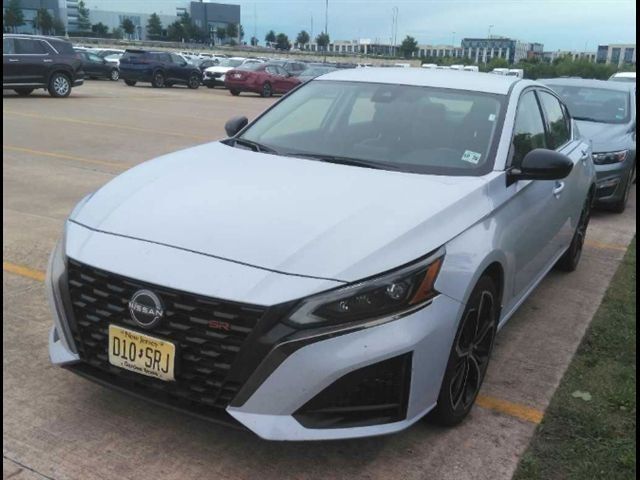 2023 Nissan Altima 2.5 SR FWD