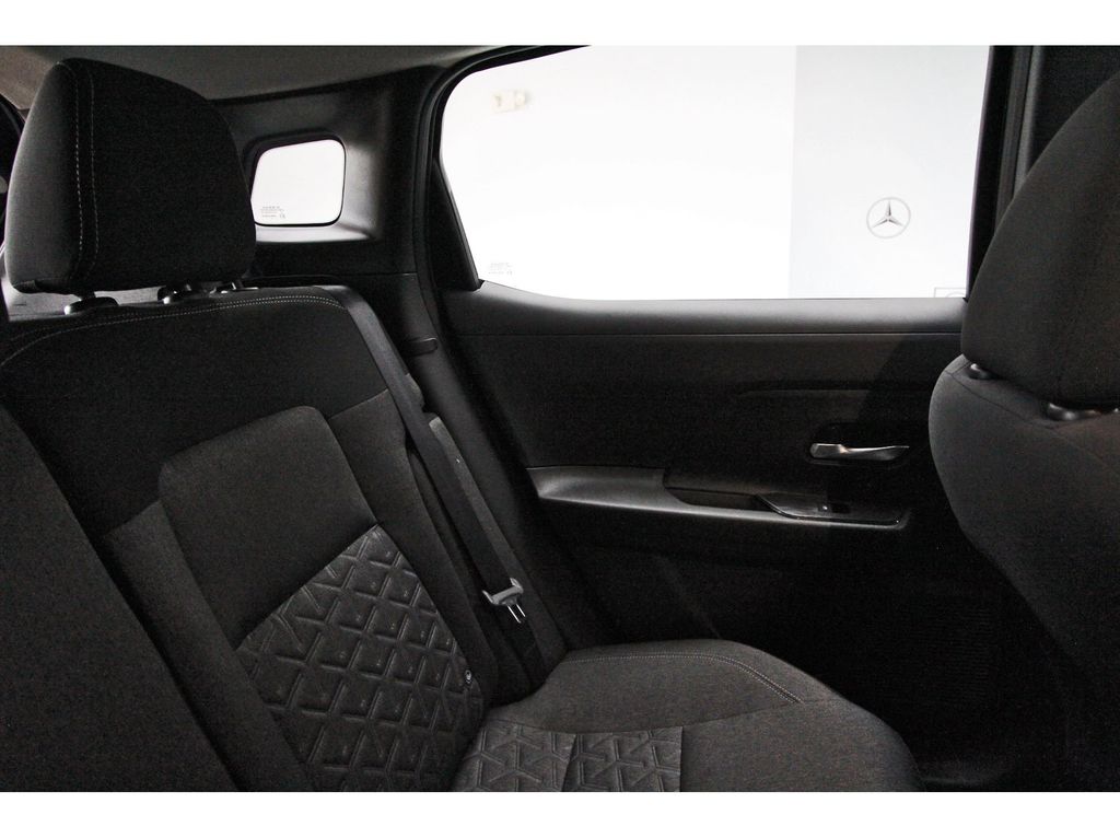 2025 Nissan Kicks SV Black at Victoria Chrysler Dodge Jeep Ram
