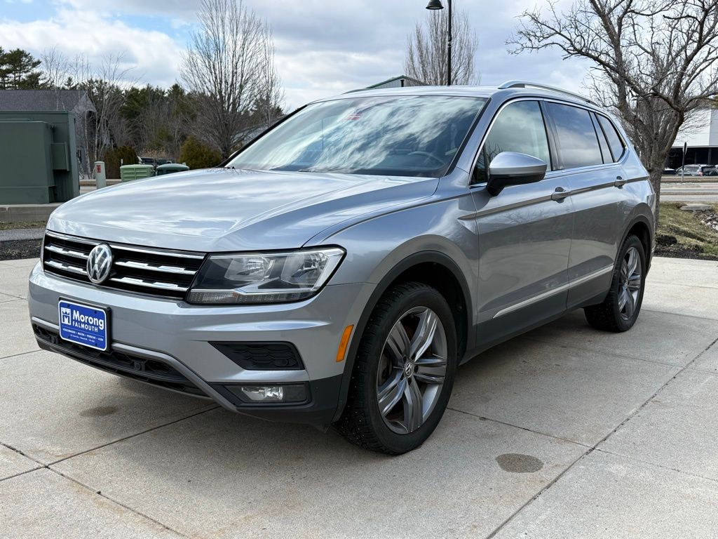 Used 2020 Silver Volkswagen 2.0T SEL image 2