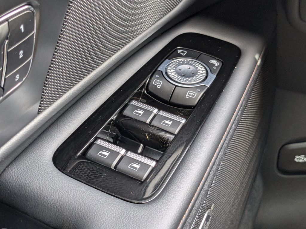 2025 Lincoln Nautilus Hybrid Premiere