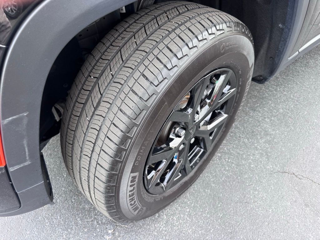 JeepGrand Cherokee L14
