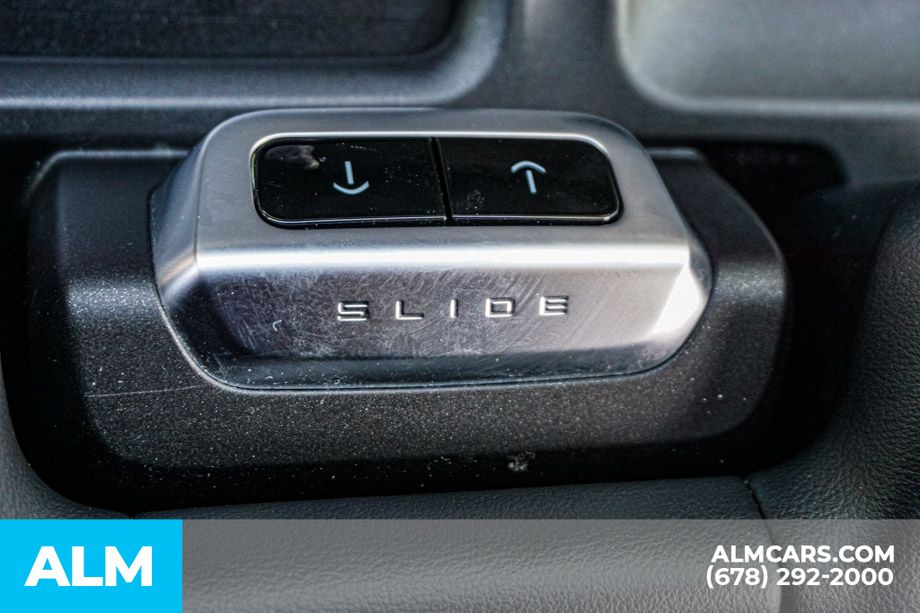 Used 2025 Black Ford Platinum image 49
