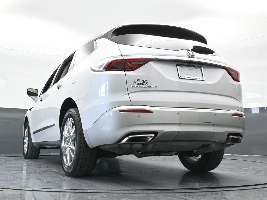 Used 2024 White Frost Tricoat Buick Essence image 64