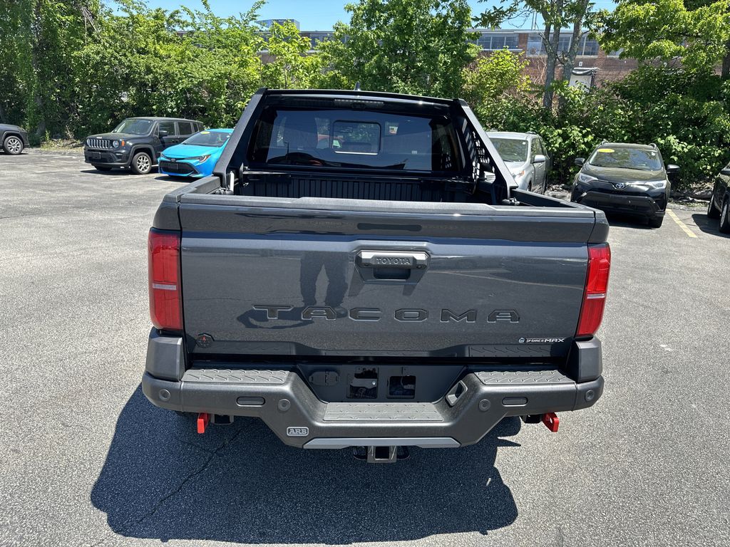 2026 Toyota Tacoma Trailhunter - Photo 4