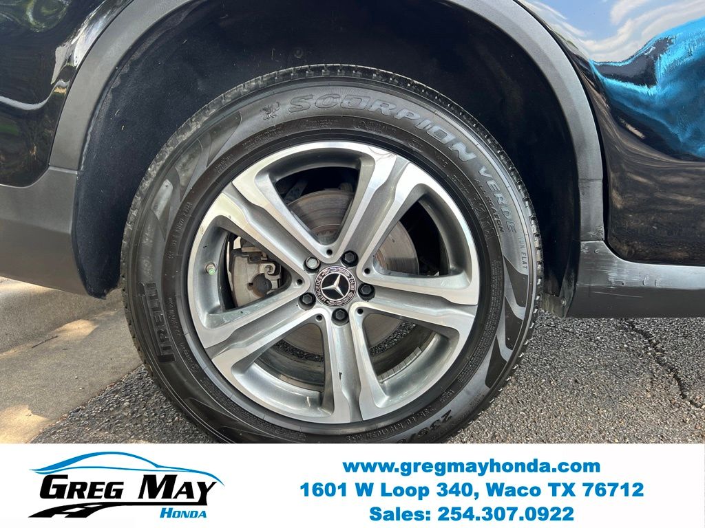 2019 Mercedes-Benz GLC GLC 300 - 8