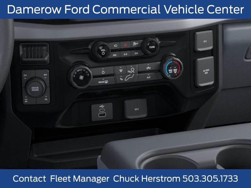 2025 Ford F-350SD  photo