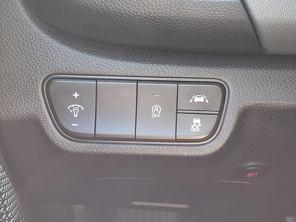 2022 Kia Seltos LX White at Shottenkirk Kia Fort Bend
