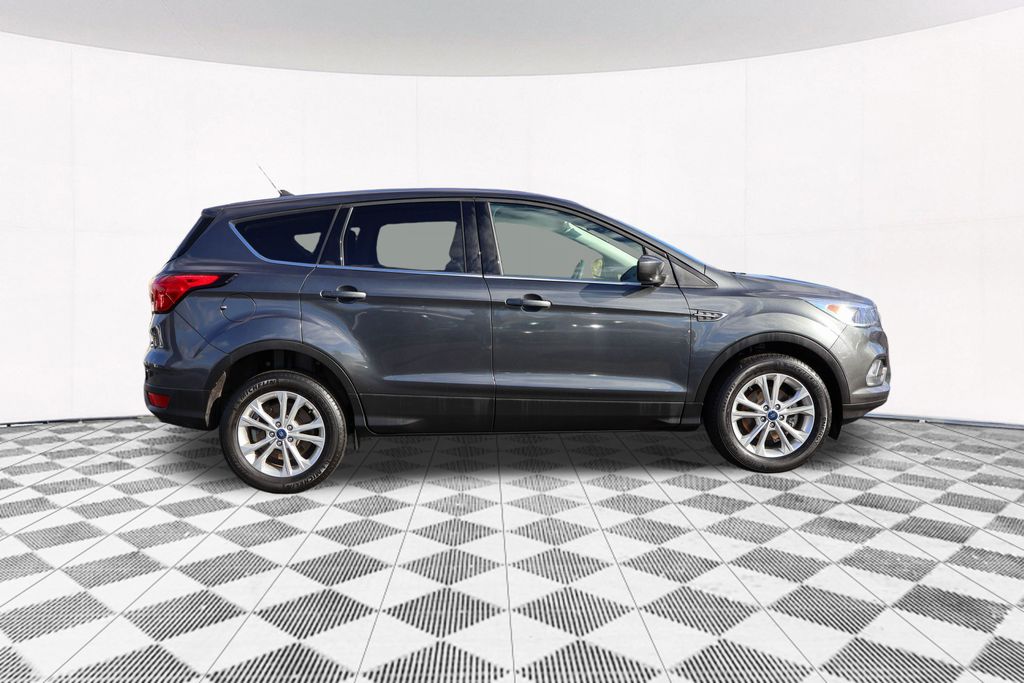 2019 Ford Escape SE 7