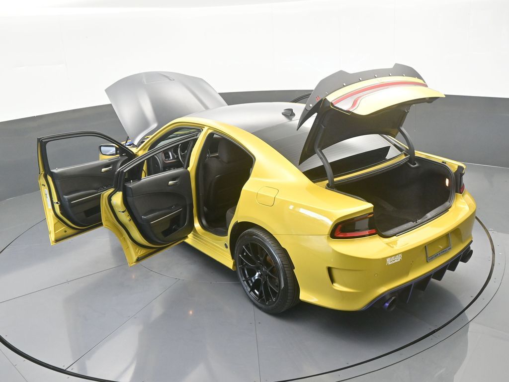 Used 2021 Gold Rush Pearlcoat Dodge R/T image 60