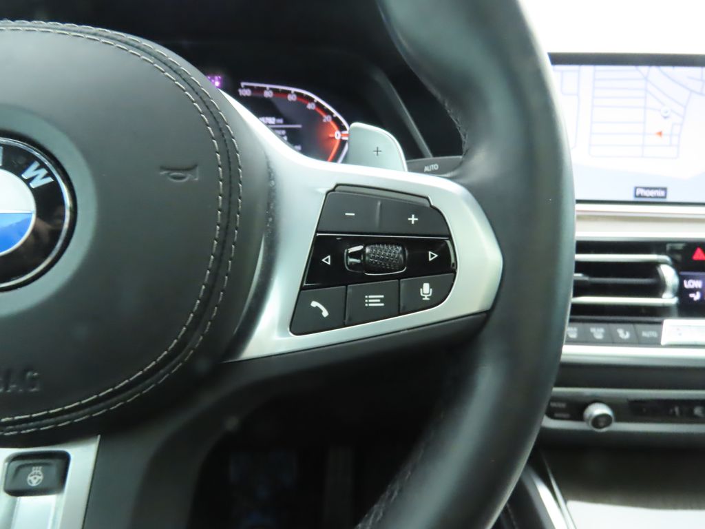 Thumbnail: 2022 BMW X6 - 12