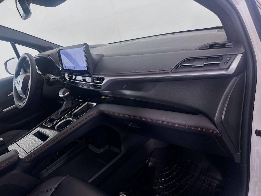 Thumbnail: 2026 Toyota Sienna - 30