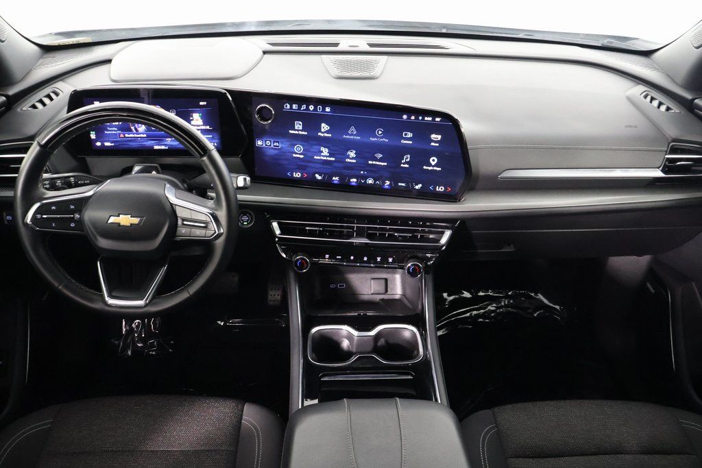 Thumbnail: 2024 Chevrolet Traverse - 6