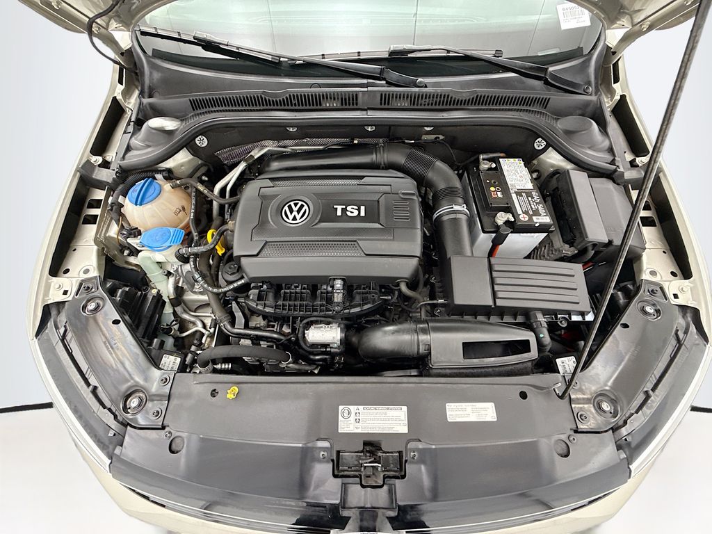 Thumbnail: 2014 Volkswagen Jetta - 24