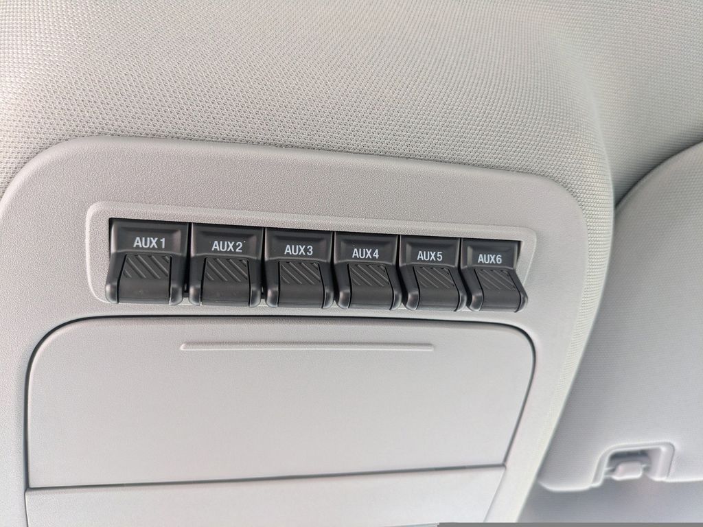 2025 Ford F-550 Chassis XL