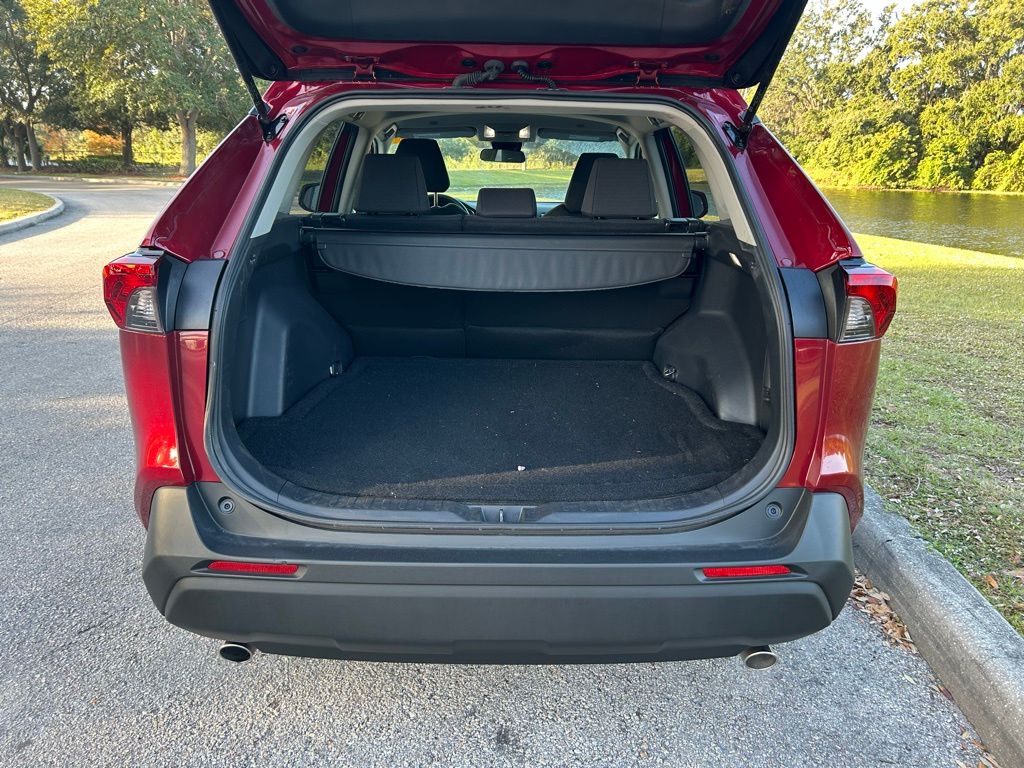 Thumbnail: 2024 Toyota RAV4 - 10