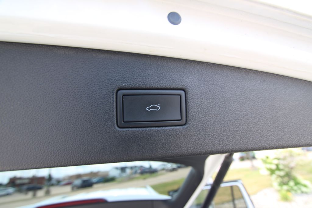 Used 2024 Volkswagen Tiguan SUV