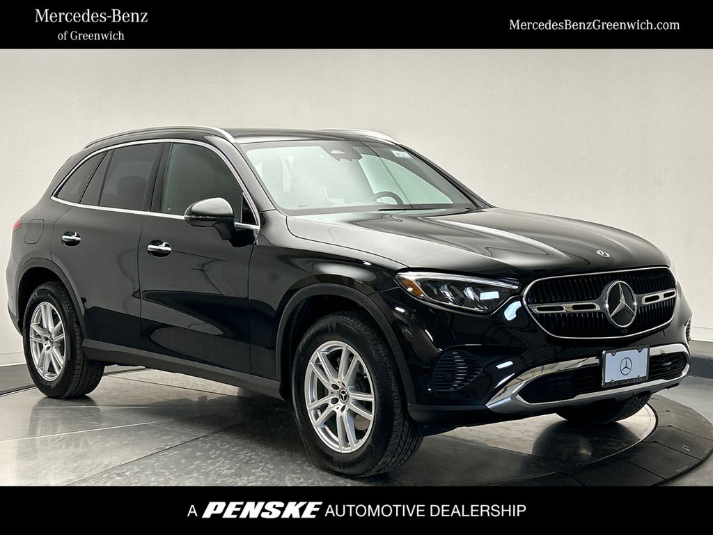 2025 Mercedes-Benz GLC 300 -
                Greenwich, CT