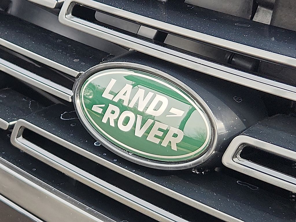 Thumbnail: 2026 Land Rover Range Rover - 11