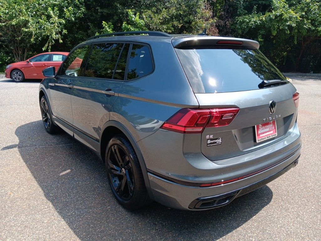 2024 Volkswagen Tiguan 2.0T SE R-Line Black 3