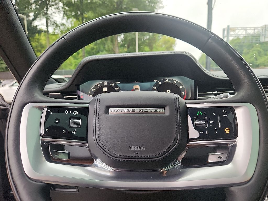 Thumbnail: 2024 Land Rover Range Rover - 20