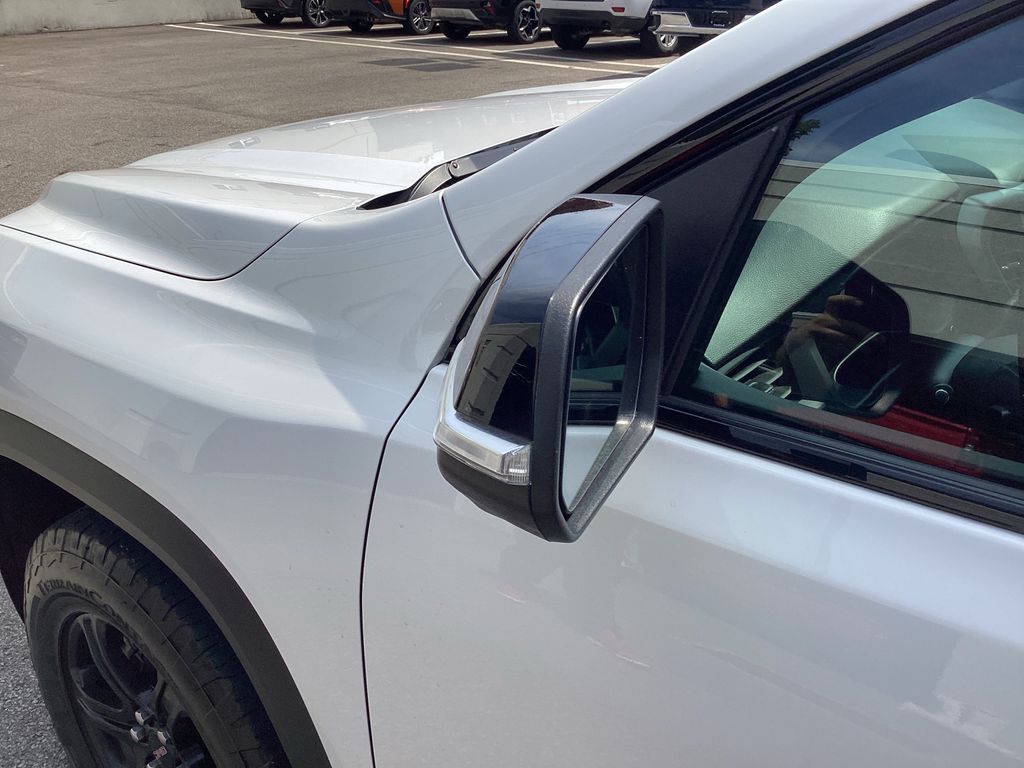 Used 2023 GMC Acadia SUV