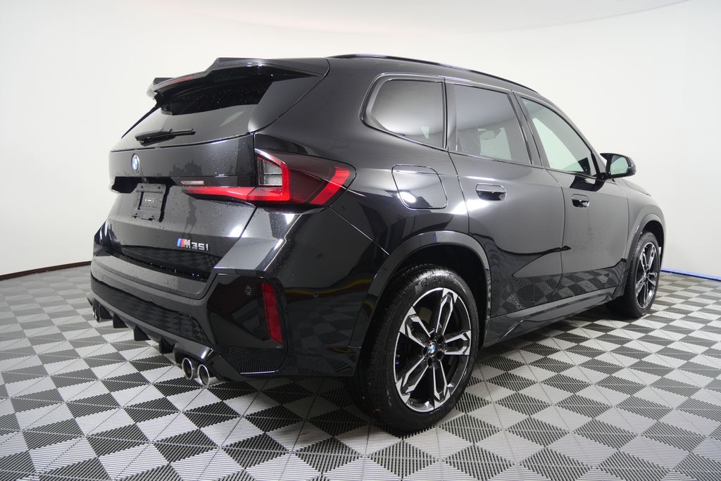 Thumbnail: 2025 BMW X1 - 3