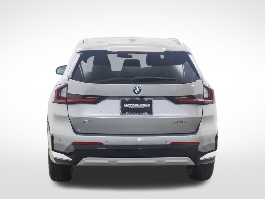 Thumbnail: 2026 BMW X1 - 4