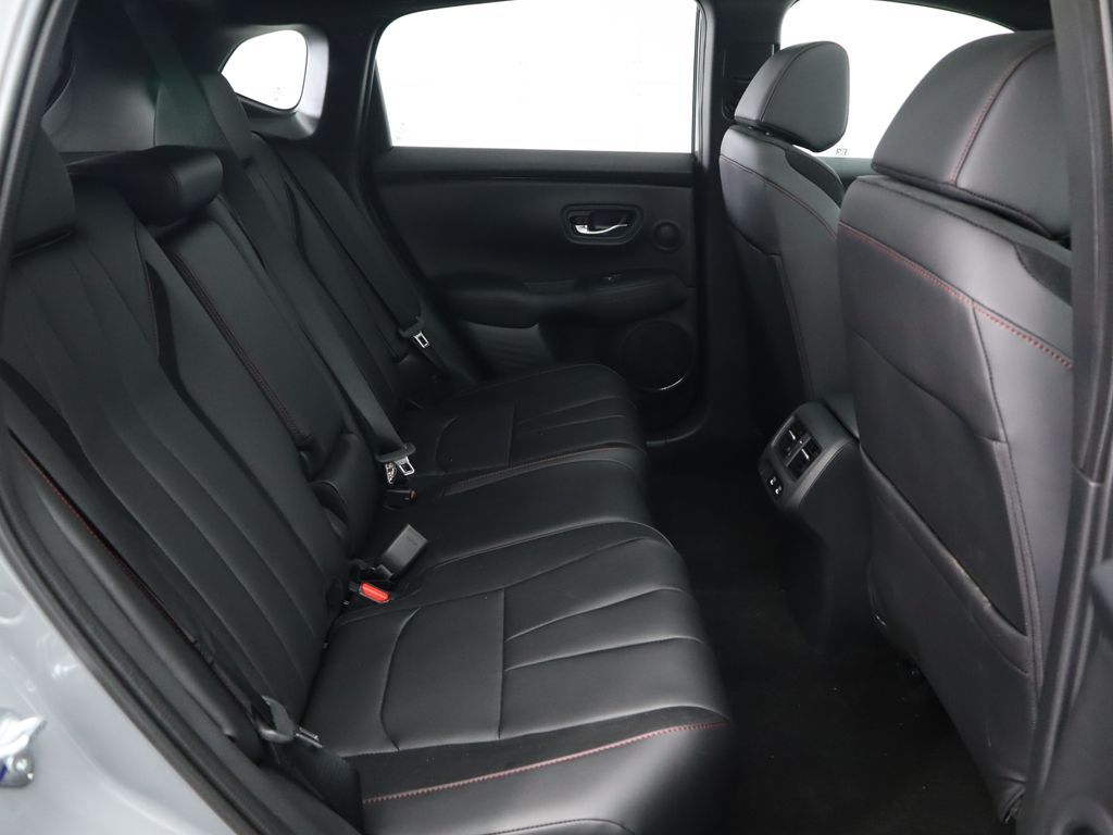 Thumbnail: 2025 Acura ADX - 23