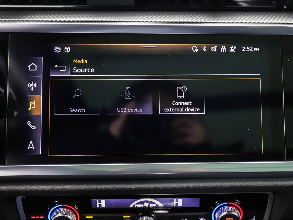 Thumbnail: 2022 Audi Q3 - 17