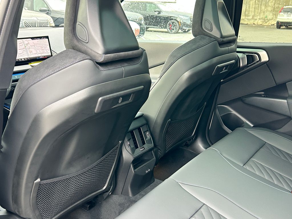 Thumbnail: 2026 BMW X3 - 32