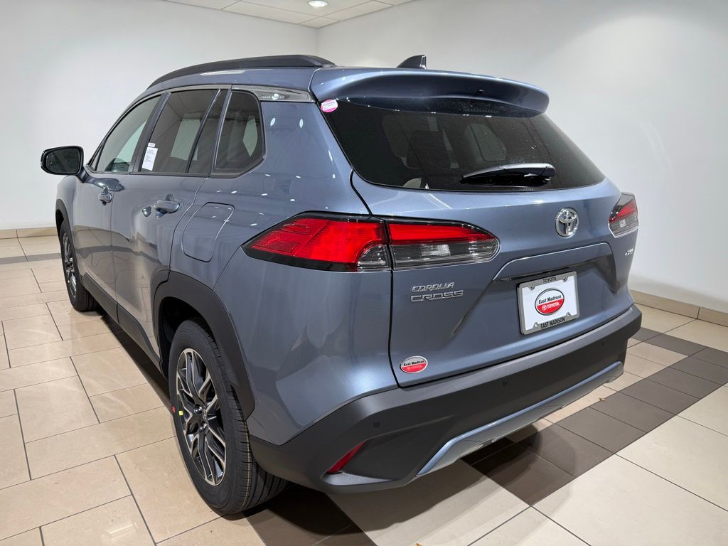 Thumbnail: 2026 Toyota Corolla Cross - 3