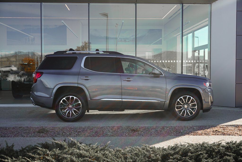 2020 GMC Acadia Denali 7