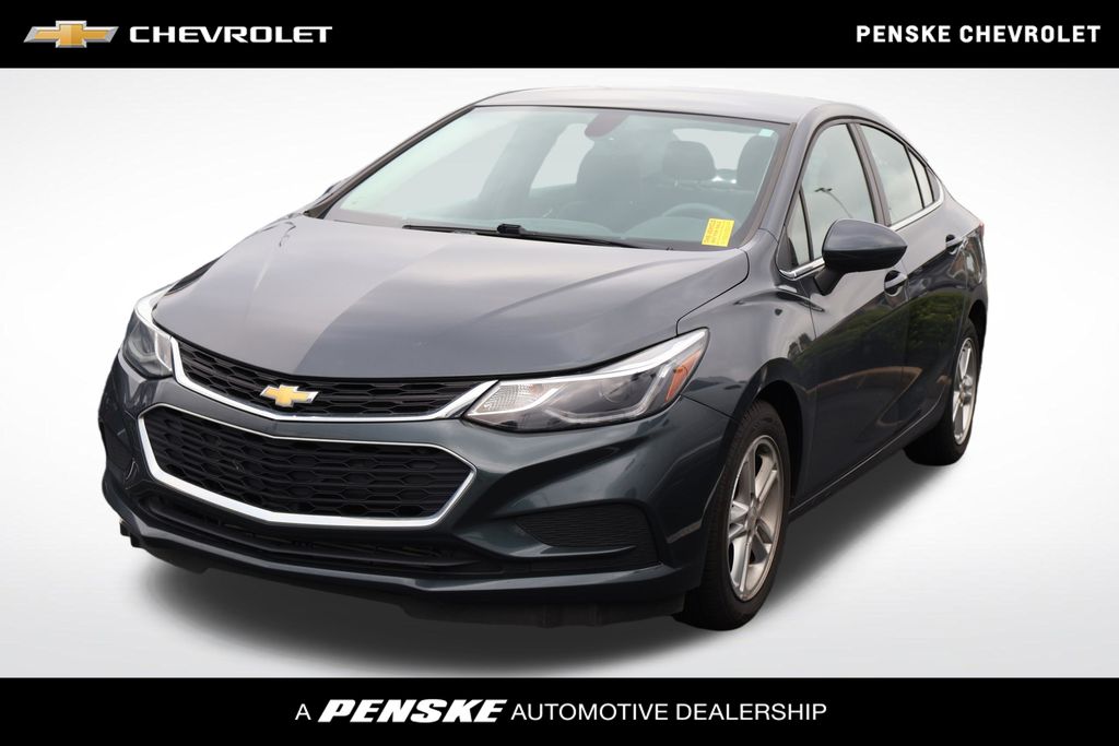 2017 Chevrolet Cruze LT -
                  Indianapolis, IN