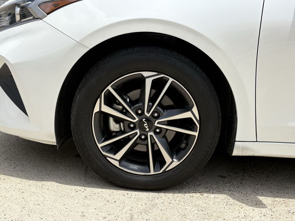 2024 Kia Forte LXS White at DeMontrond Auto Country