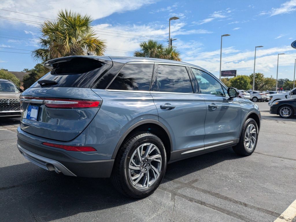 2025 Lincoln Corsair Premiere