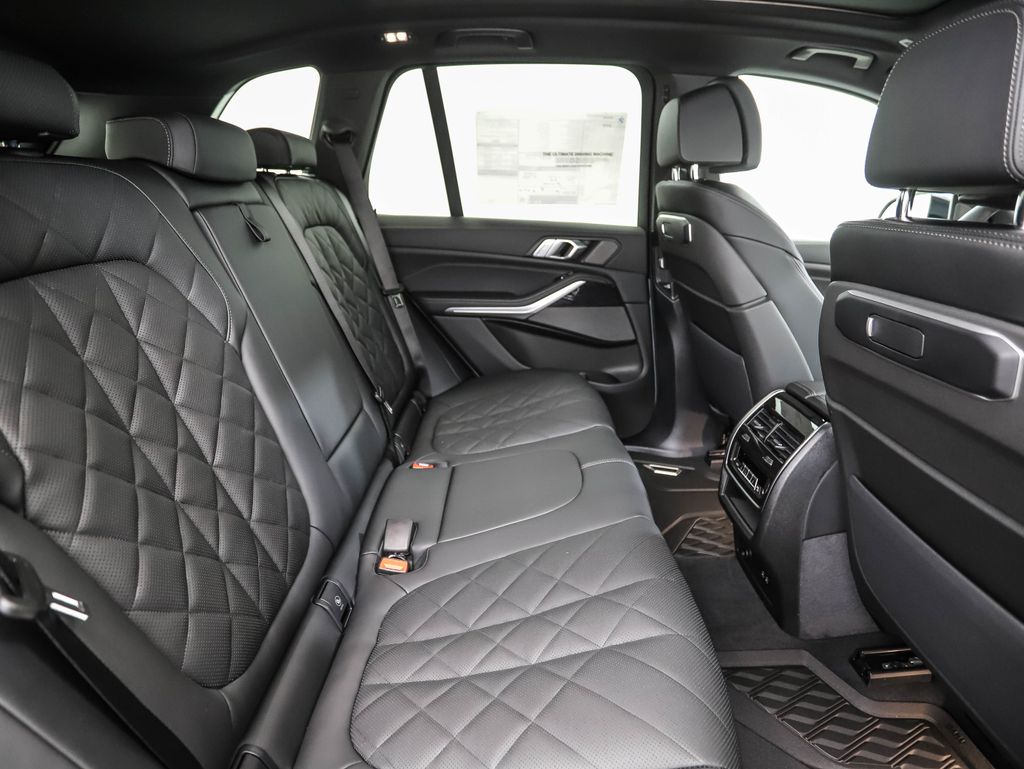 Thumbnail: 2026 BMW X5 - 28
