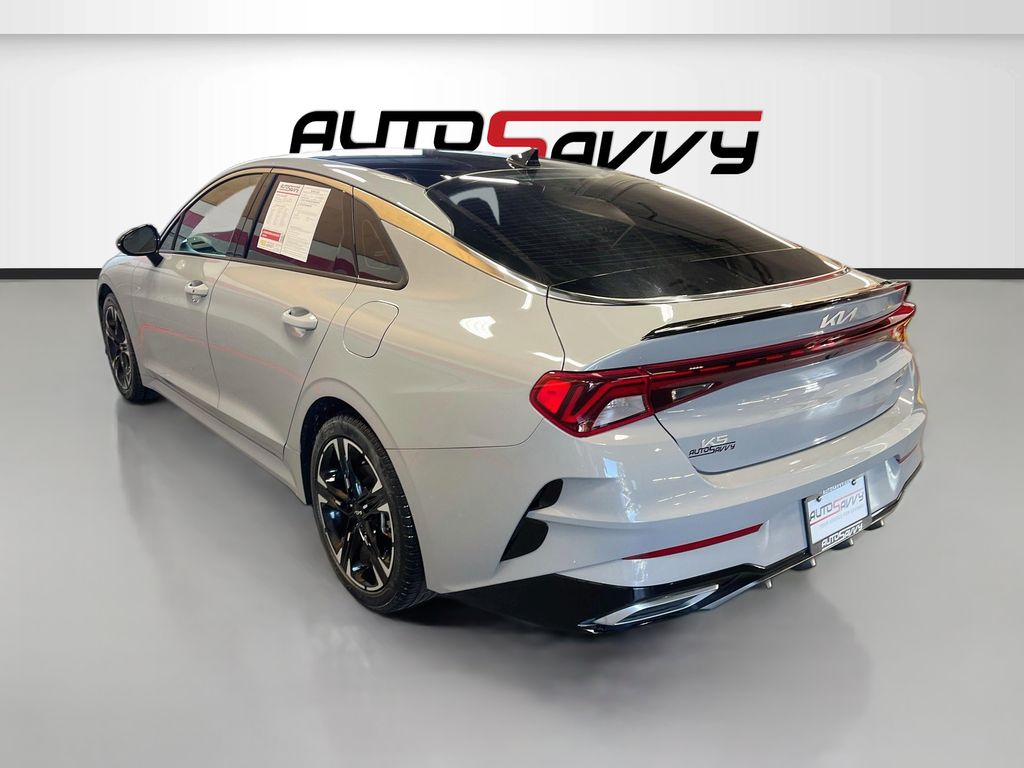Used 2024 Wolf Gray Kia GT-Line image 5