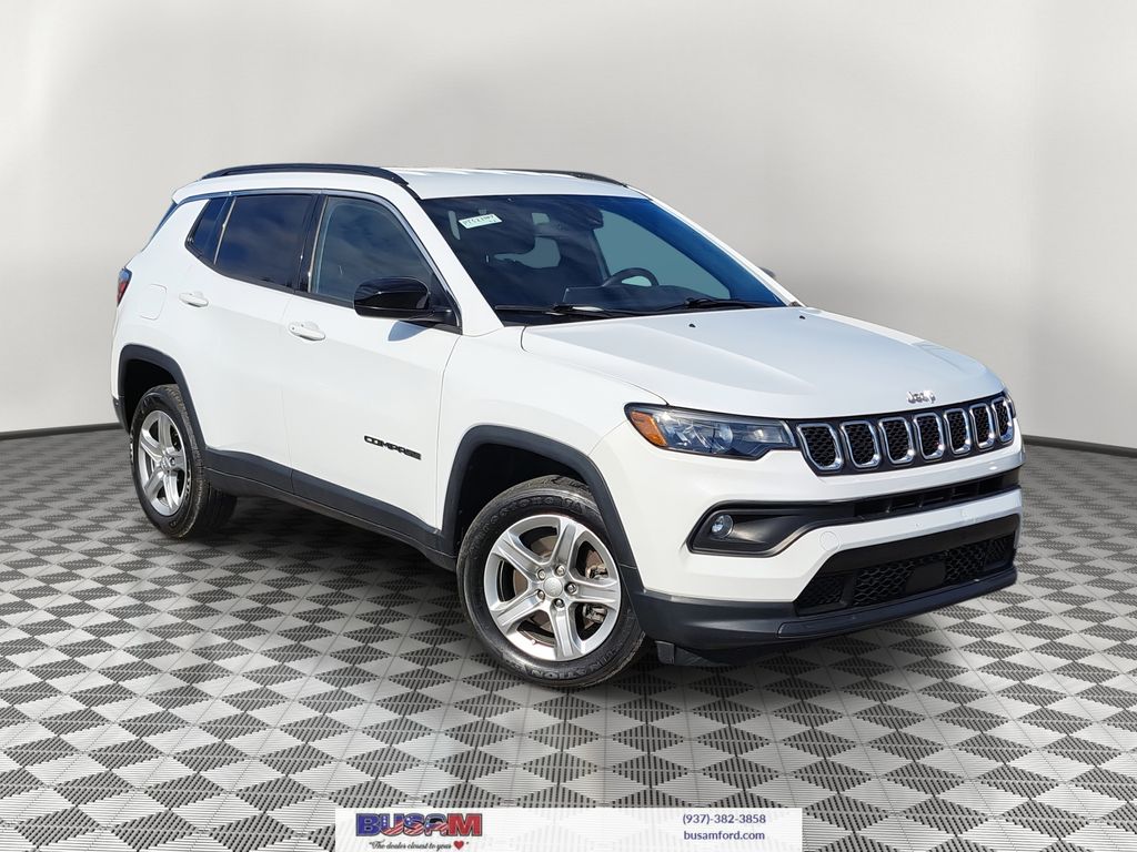 2023 Jeep Compass Latitude 4WD