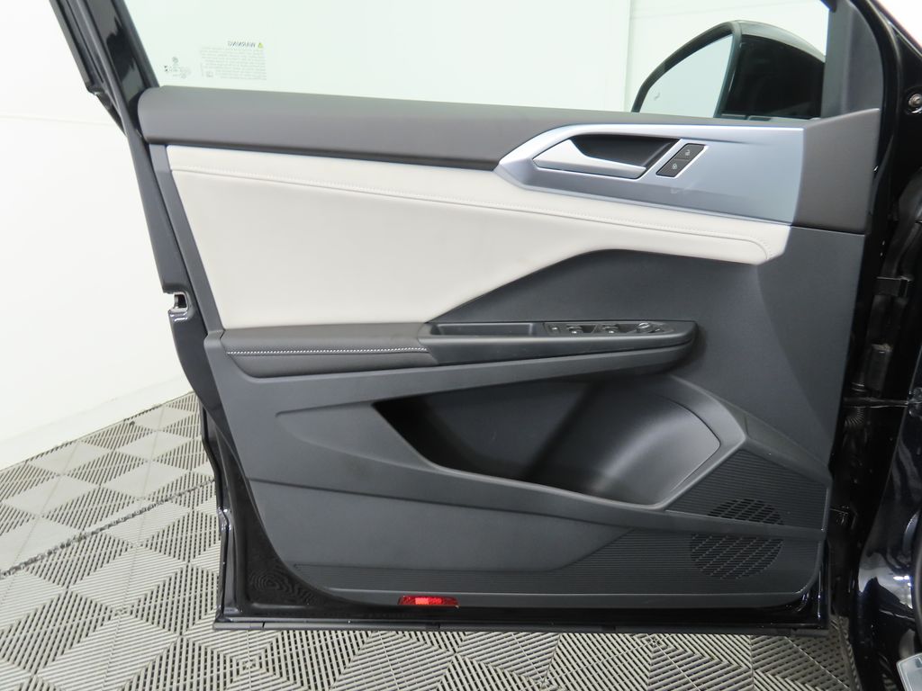 2025 Volkswagen Taos SE 25