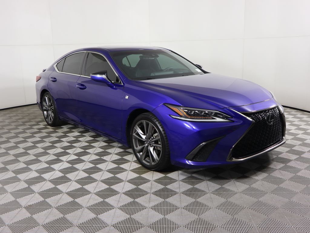 Thumbnail: 2019 Lexus ES - 3