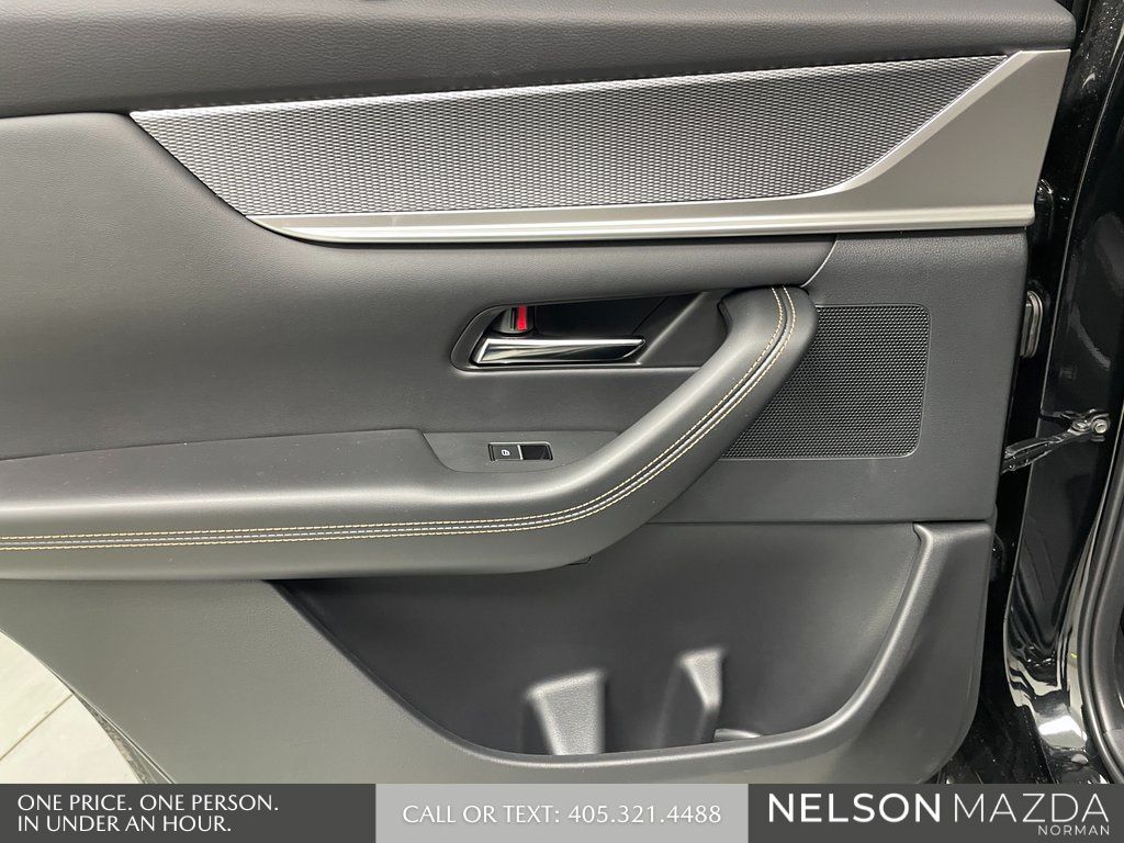 New 2026 Black Mazda 3.3 Turbo Premium image 39