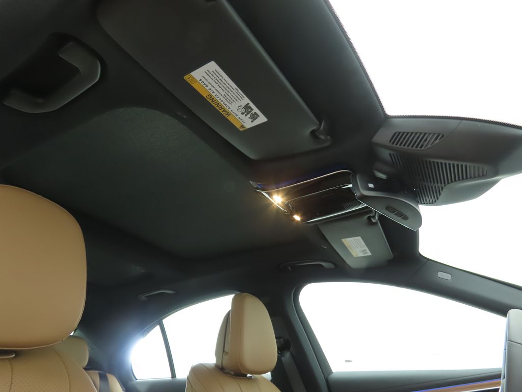 Thumbnail: 2025 Mercedes-Benz E-Class - 18